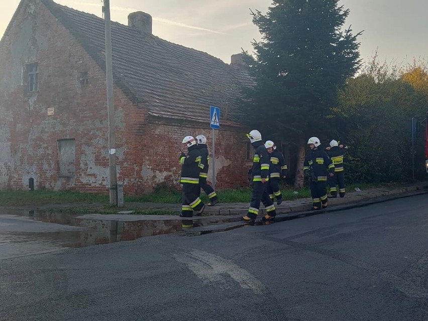 Do pożaru pustostanu doszło o godz. 7.30. To wtedy wpłynęła...