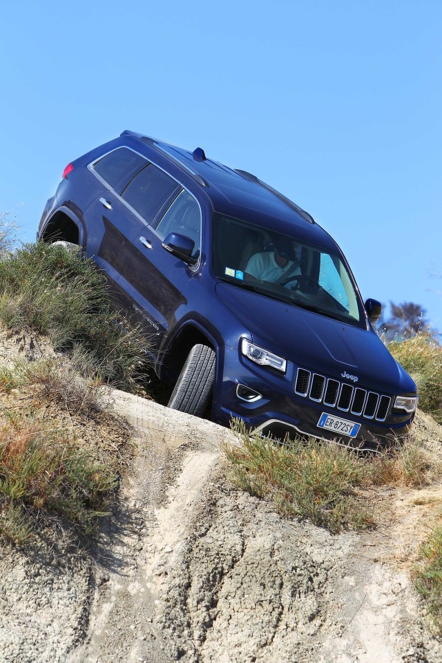 Samochody Jeep z oznakowaniem Trail Rated poddawane są serii szczegółowych testów stworzonych specjalnie po to, aby udowodnić doskonałe możliwości „off-roadowe” na najbardziej wymagających szlakach świata. Fot. Jeep