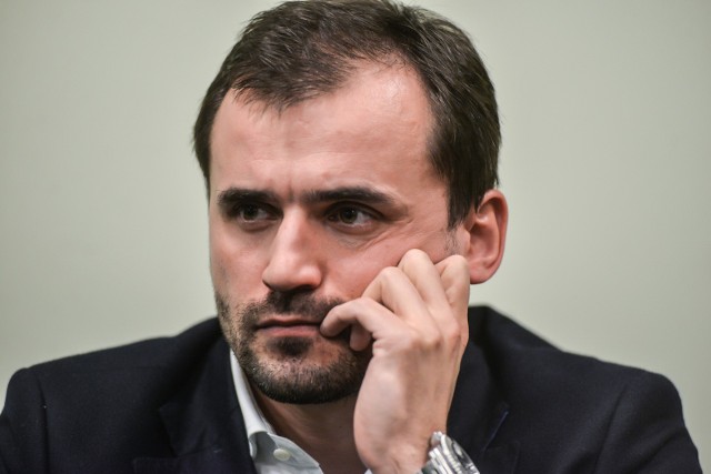 - Stałem się zakładnikiem polityki i określonych awansów prokuratorów – powiedział mec. Marcin Dubieniecki