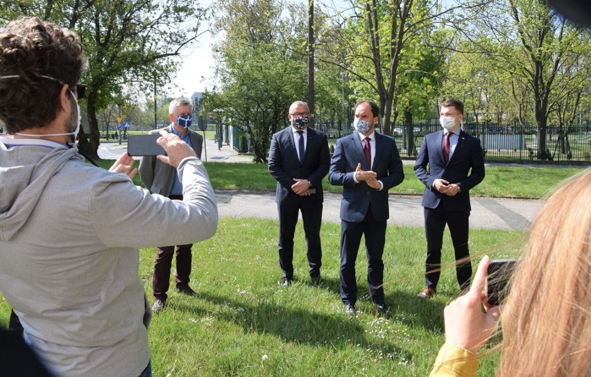 Przedstawiciele Porozumienia Jarosława Gowina zwołali pod...