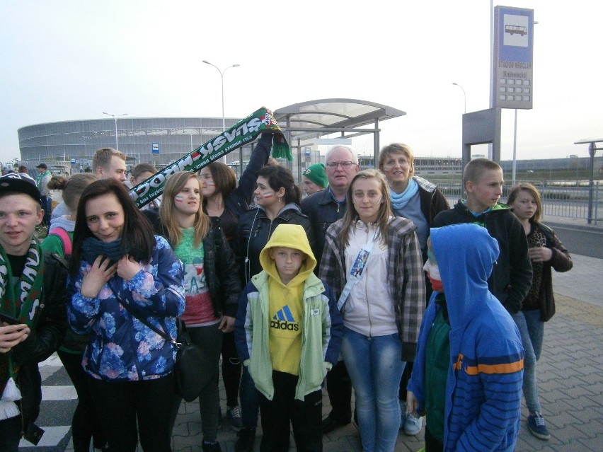 Rodzina Śląska: Z Domu nad Stawem na stadion, by wspierać WKS [ZDJĘCIA]