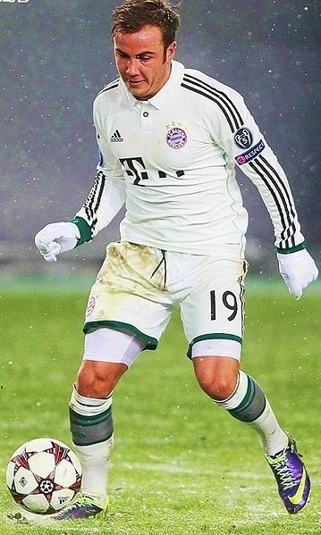 2. MARIO GOETZE (2013, Borussia Dortmund, 37 000 000)