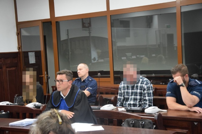 Siemirowice. Prokurator żąda 25 lat więzienia dla Daniela P. za usiłowanie zabójstwa dziecka i 3 lat dla matki za brak reakcji 