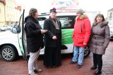 Ksiądz kupił ambulans dla chełmskiego hospicjum. „Będzie docierał do ludzi, którzy potrzebują pomocy" 