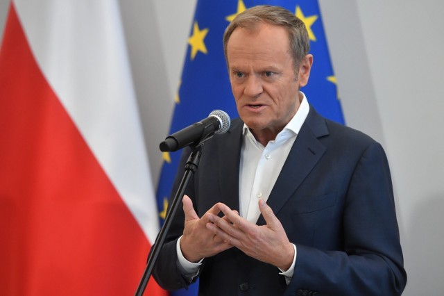 Rzecznik rządu: Donald Tusk bałby się zadzwonić do Berlina i w ogóle o to zapytać, bo być może zostałby potraktowany złym wzrokiem kanclerza Niemiec i wtedy byłoby szefowi PO bardzo przykro.