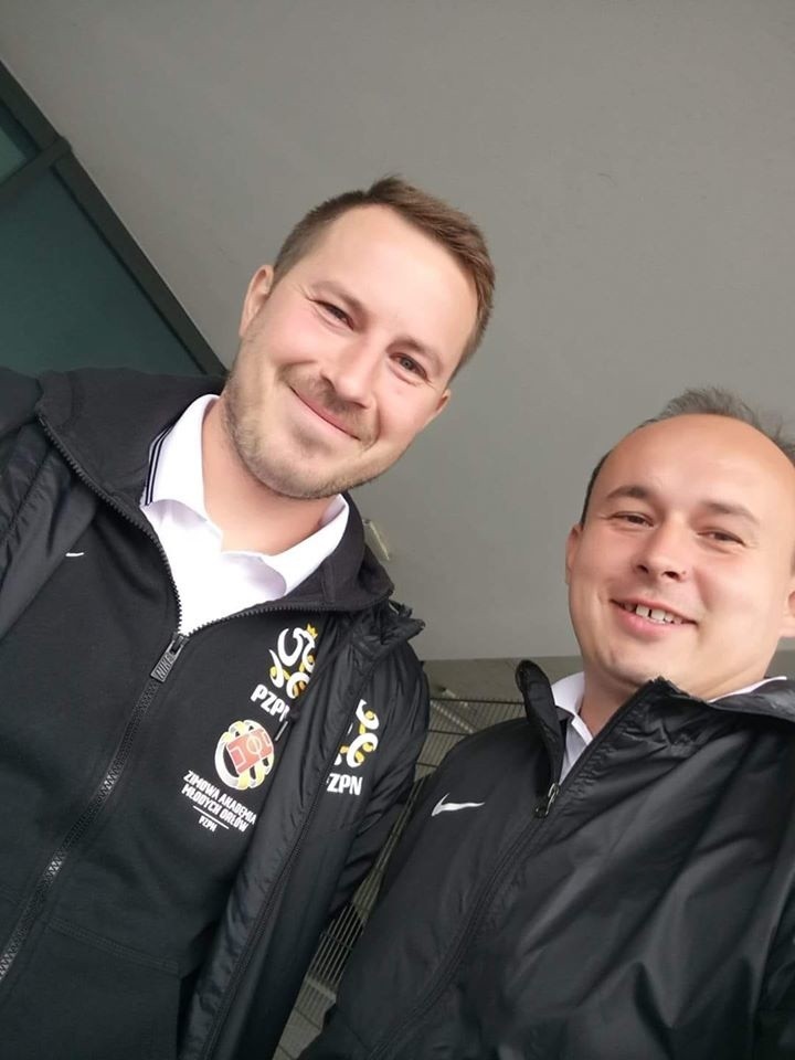 Bartłomiej Strzębski, trener z licencją UEFA A, rozpoczął pracę w GKS Ekom Invex Remedies Nowiny