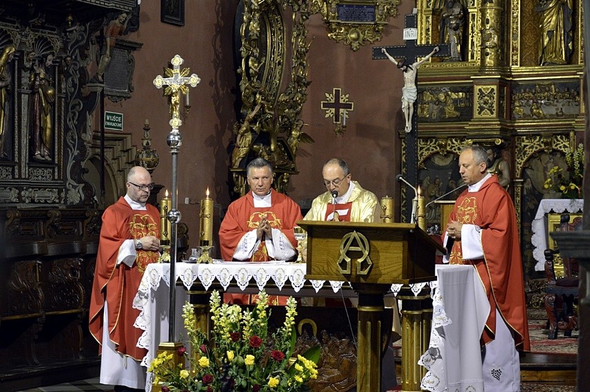 Gorlice. Druhowie z OSP podziękowali za sprzęt wartości wielu milonów złotych [ZDJĘCIA]