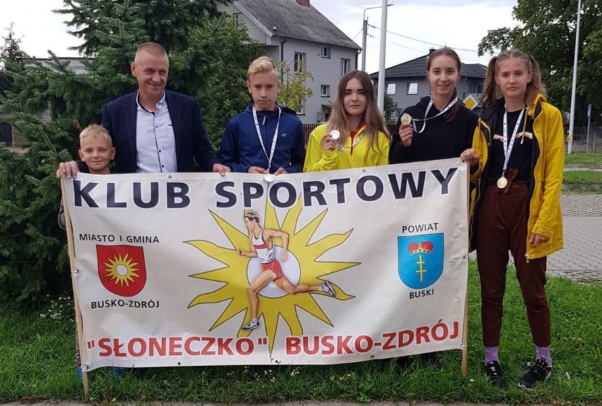 Trzy medale Słoneczka Busko-Zdrój i rekordy życiowe na mistrzostwach w Kielcach