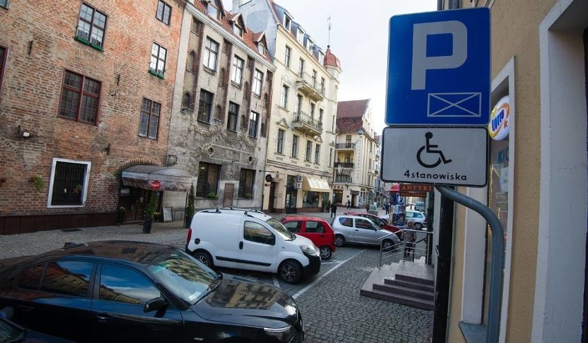 Strefa Płatnego Parkowania (SPP) obowiązuje na terenie...