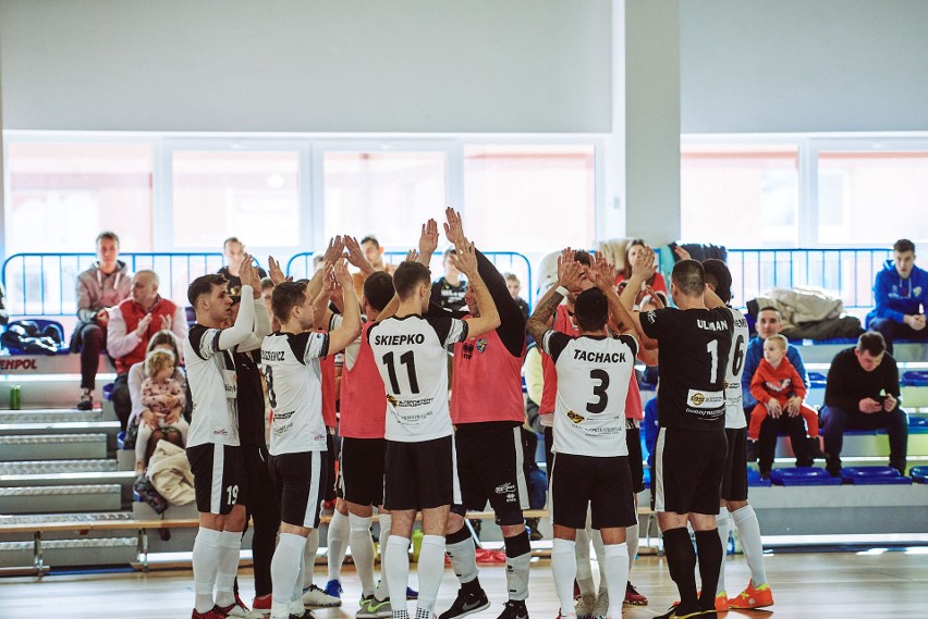 Słoneczni w efektowny sposób wygrali z Futsalem Brzeg