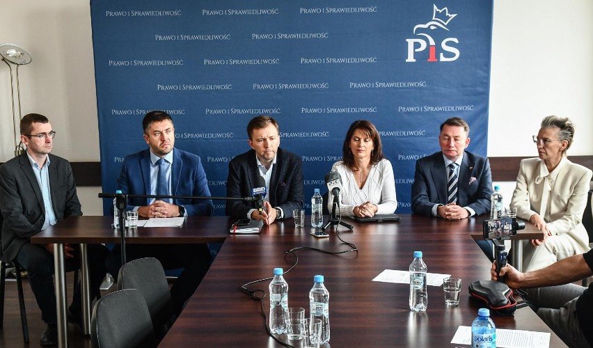 Konferencja ministra Schreibera dot. fuzji bydgoskich...