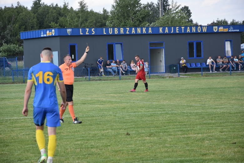 4 liga. Zenobiusz Foks po 22 latach wycofuje się ze sponsorowania Lubrzanki Kajetanów. Co dalej z klubem?