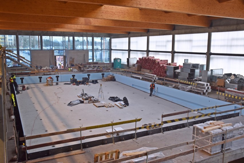 Jak idzie budowa basenu przy Szkole Podstawowej nr 51 na ul. Jodłowej w Szczecinie? Nowe wieści i zdjęcia