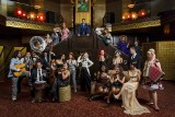 Nowojorska grupa pop-jazzowa Postmodern Jukebox wystąpi 15 października w krakowskim klubie Studio 