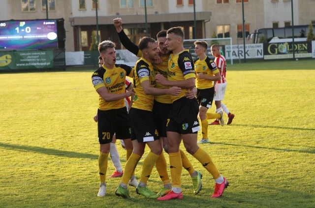 W sobotę 19 września Siarka Tarnobrzeg wygrała na własnym boisku z Cracovią II 1:0. Sprawdź, jak oceniliśmy jej piłkarzy za ten pojedynek w skali 1-10.