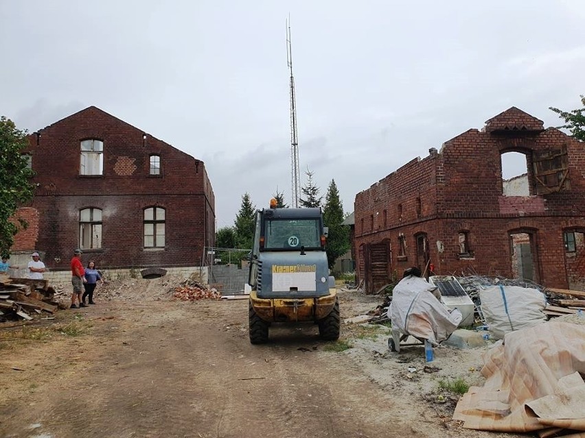 Dziś przystań "Szkwał" to jeden wielki plac budowy. Za...