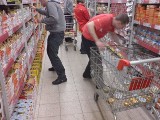 Afera z przeterminowanym jedzeniem. Kaufland na razie niewiele wyjaśnia 