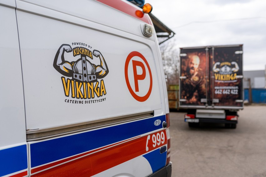 Kuchnia Vikinga kupiła karetkę. Pojazd trafił do ukraińskiego szpitala wojskowego (zdjęcia)                           