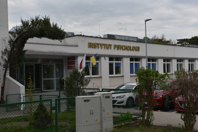 W dawnym budynku Akademickiej Przychodni lekarskiej przy ul. Gagarina mieści się Instytut Psychologii UMK.