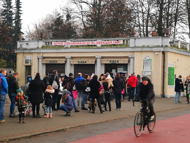 Zobacz kolejne zdjęcia/plansze. Przesuwaj zdjęcia w prawo - naciśnij strzałkę lub przycisk NASTĘPNE