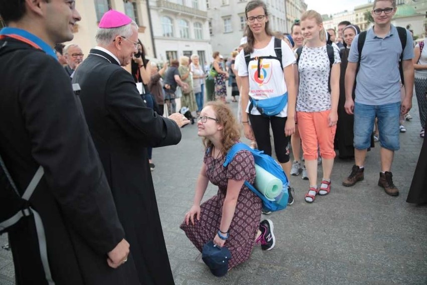 Kraków. Pielgrzymi tłumnie ruszyli na Janą Górę [ZDJĘCIA]