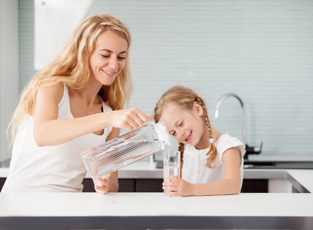 Woda należy do najczęściej spożywanych produktów, dlatego jej jakość ma niebagatelny wpływ na zdrowie.