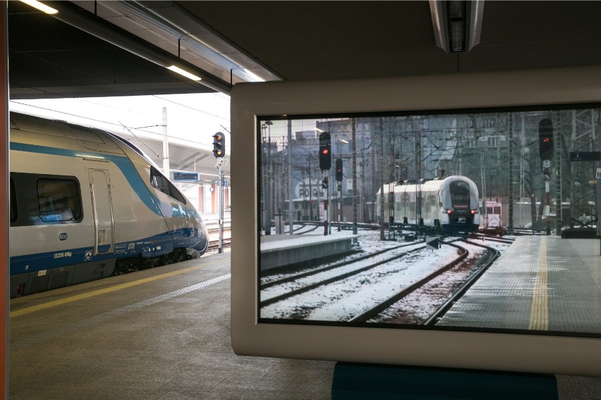 14.12.2014 roku rozpoczęły się regularne kursy Pendolino z...