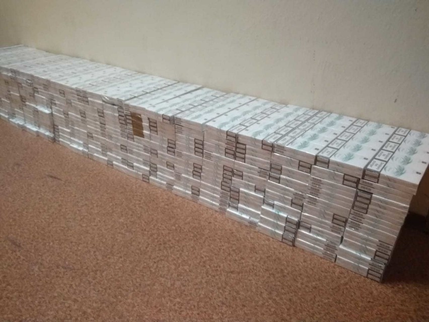 Policja zabezpieczyła 60 tys. sztuk papierosów bez polskich znaków akcyzy