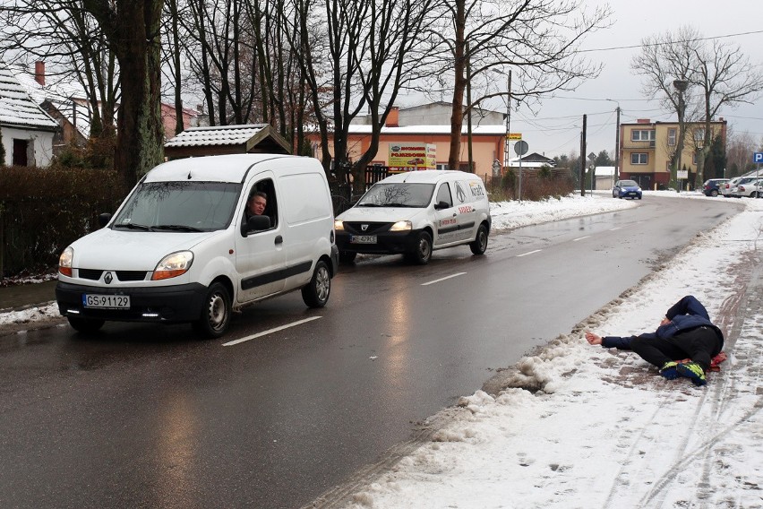 W Kobylnicy sprawdzali wrażliwość kierowców [zdjęcia, wideo]  