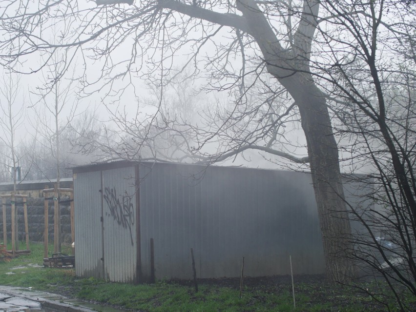 Pożar przyczepy kempingowej przy ul. Przedwiośnie w Krakowie