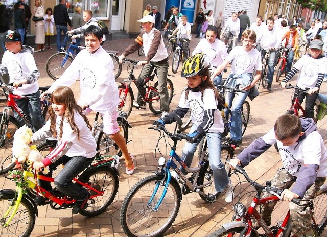 Orędownikiem powstania ścieżek rowerowych jest w Chojnicach stowarzyszenie "Cyklista", które organizuje wiele imprez rowerowych