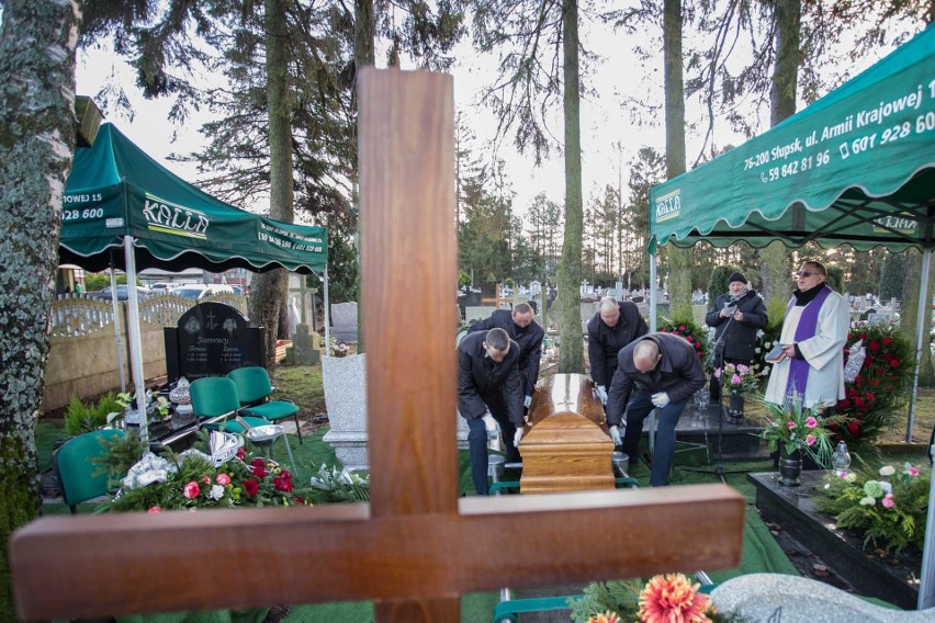 Pogrzeb Henryka Soi odbył się na cmentarzu w Kobylnicy.
