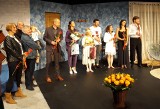 W Kieleckim Centrum Kultury Teatr TeTaTeT pokazał premierę sztuki "Teściowe wiecznie żywe i wiecznie zabawne". Zobaczcie zdjęcia i film