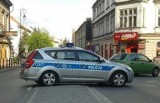 Wadowice, Zawoja. Turysta ze Śląska przewrócił się na spacerze w lesie. Policjanci eskortowali go do szpitala