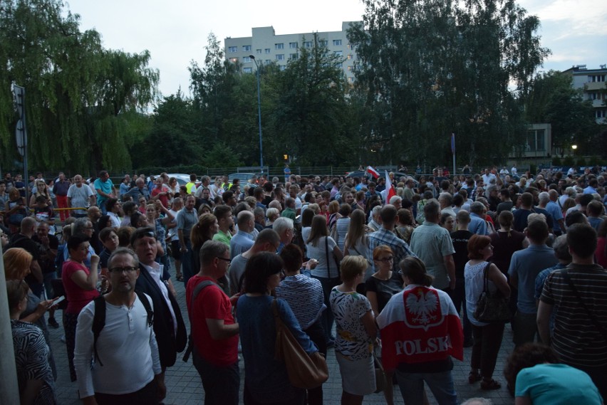 Czwartkowy protest przed Sądem Okręgowym w Katowicach