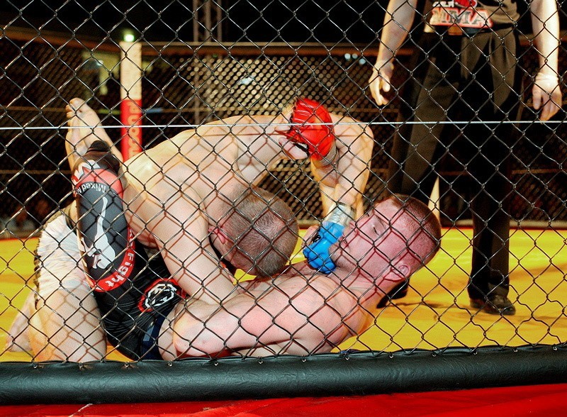 Lały się pot i krew na gali MMA w Świeciu [zdjęcia]