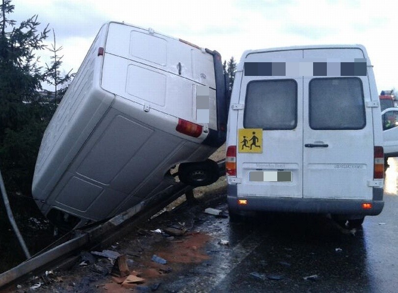 Wypadek w Mikułowicach. Pięć osób rannych 