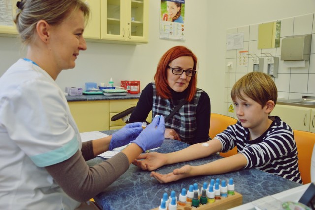 U 9-letniego dziś Wiktora alergię stwierdzono po kilku tygodniach od urodzenia. Mama chce potwierdzić, że Wiktor jest już zdrowy