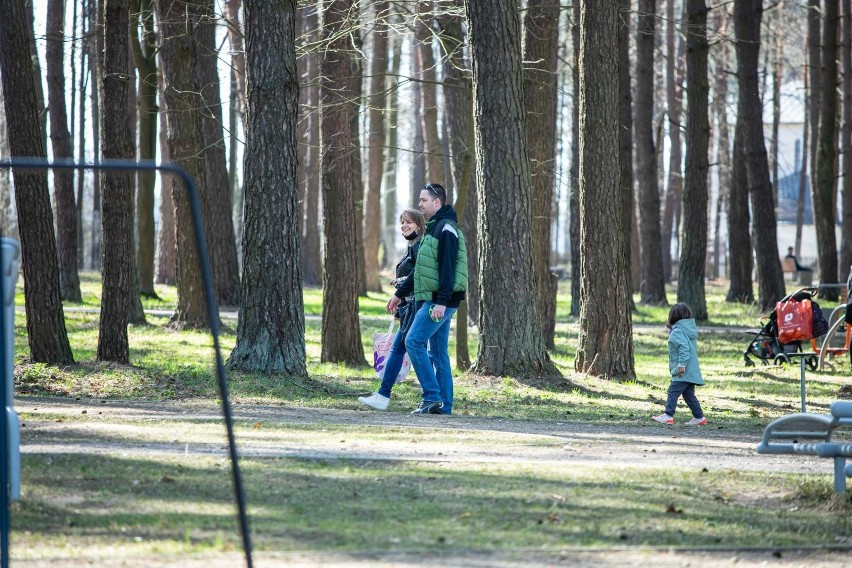 Pogoda na weekend z luzowaniem obostrzeń: bez maseczki na...