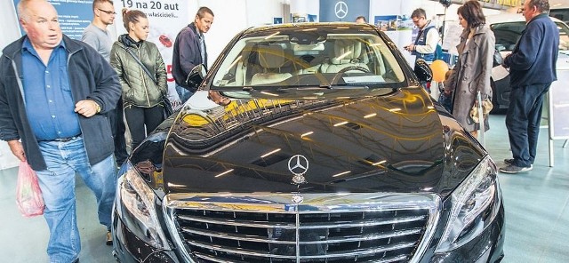 Cena mercedesa prezentowanego na targach sięgała blisko 600 tysięcy złotych. Mimo to widoczne na zdjęciu auto już miało kupca.