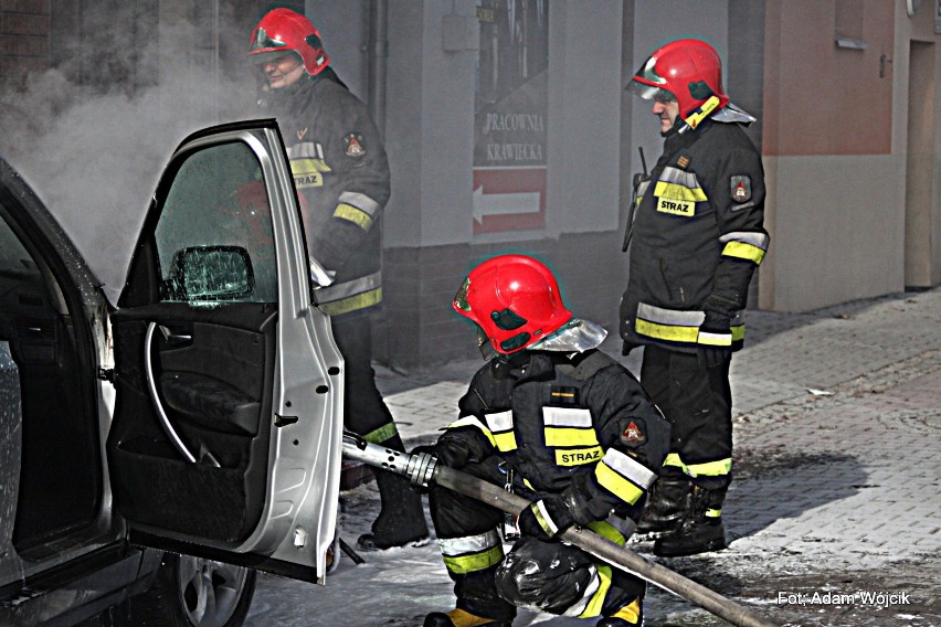 Pożar samochodu w centrum Lubina