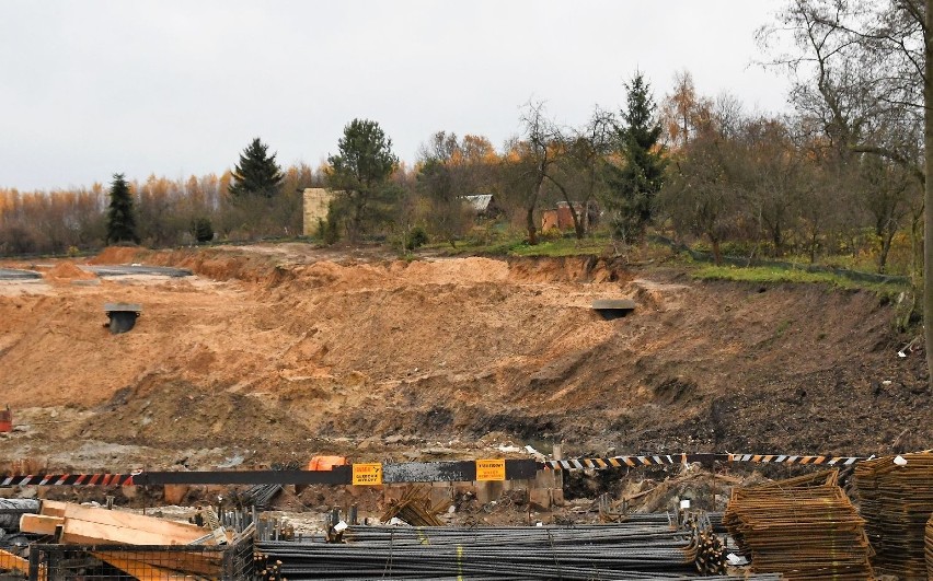 Działkowcy stracili ogródki pod budowę dróg na północy Kielc i nie dostali odszkodowań [ZDJĘCIA]