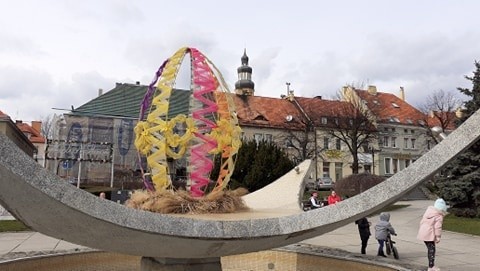 Wodzisław Śląski stroi się na Wielkanoc.Zobacz kolejne zdjęcia. Przesuwaj zdjęcia w prawo - naciśnij strzałkę lub przycisk NASTĘPNE