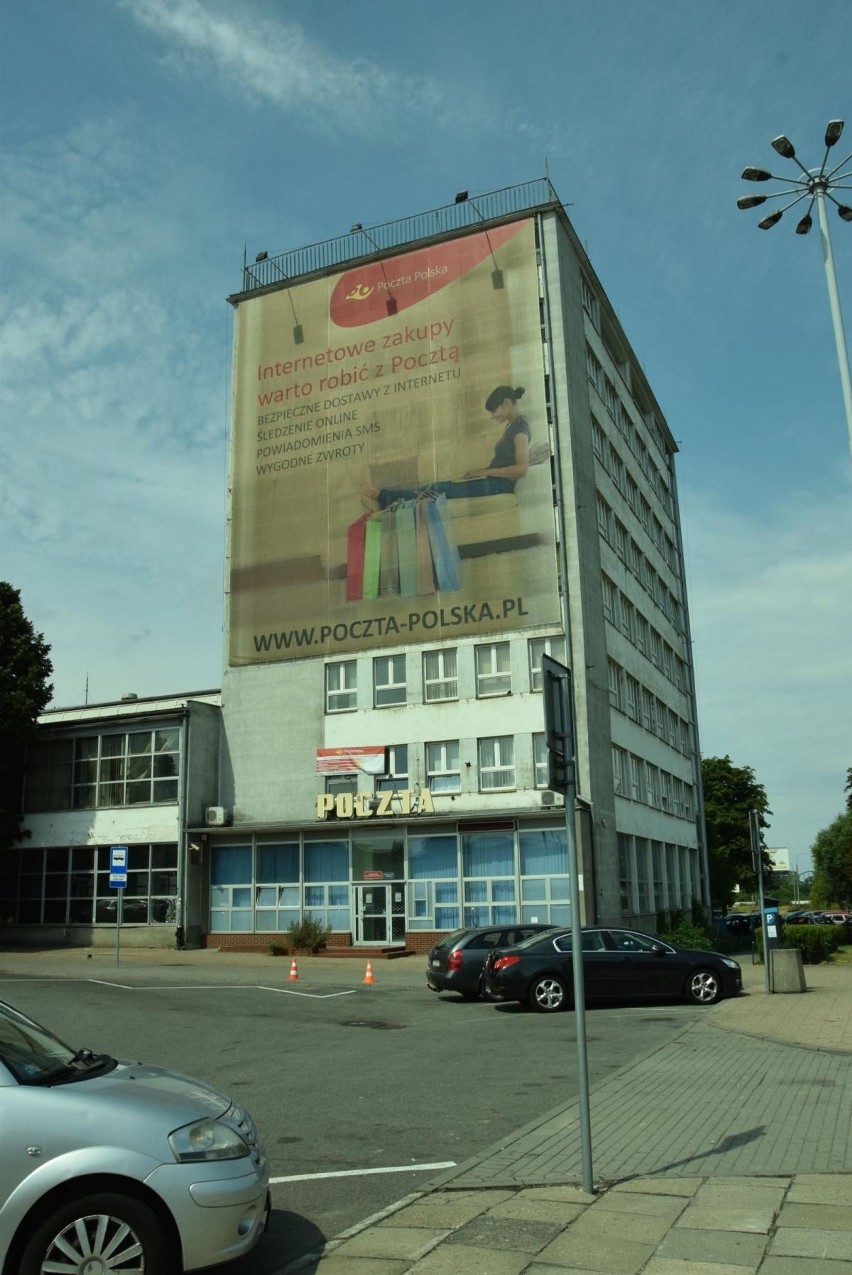 Licytacja biurowca i innych budynków przy dworcu głównym w Gdyni. Poczta Polska 15 czerwca wystawi te budynki na sprzedaż
