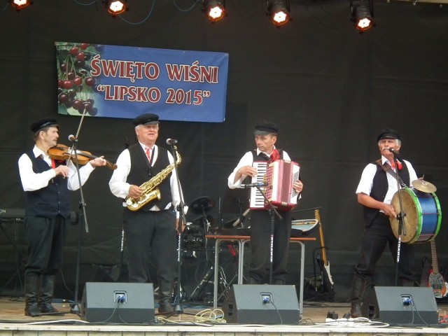 Na scenie występowała m.in kapela Zdzisława Kwapińskiego.