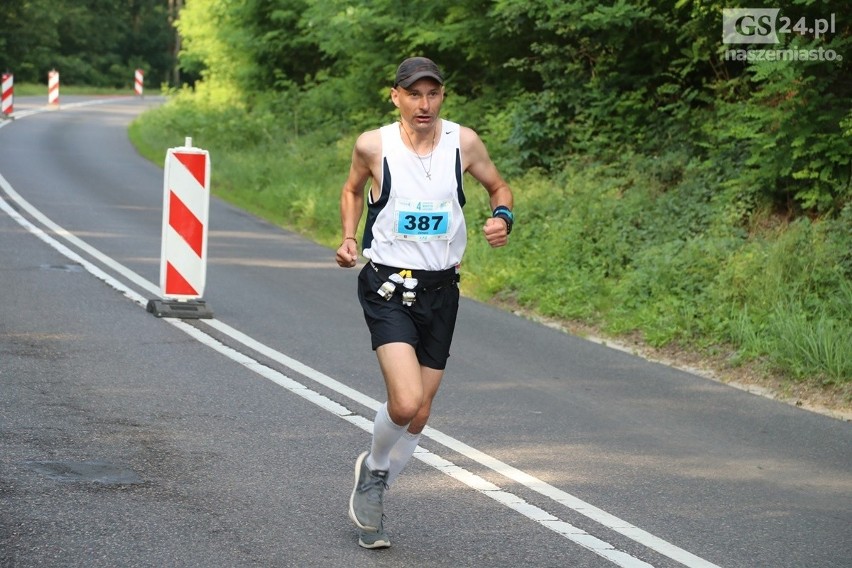 Maraton Szczeciński 2018: pół tysiąca biegaczy! [DUŻO ZDJĘĆ, WIDEO]