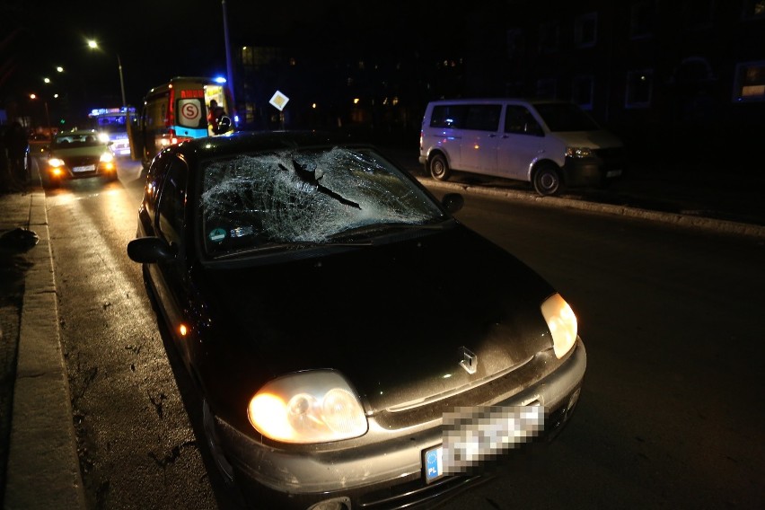 Do wypadku doszło około 18.10 na skrzyżowaniu ulic...