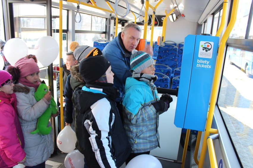 Chrzanów. Nowe autobusy już jeżdżą. Mają być zachętą do jazdy komunikacją publiczną [ZDJĘCIA, WIDEO]