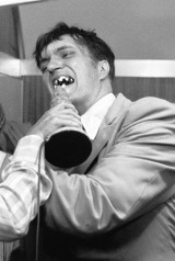 Zmarł Buźka z filmów o Bondzie. Richard Kiel miał 75 lat [WIDEO]