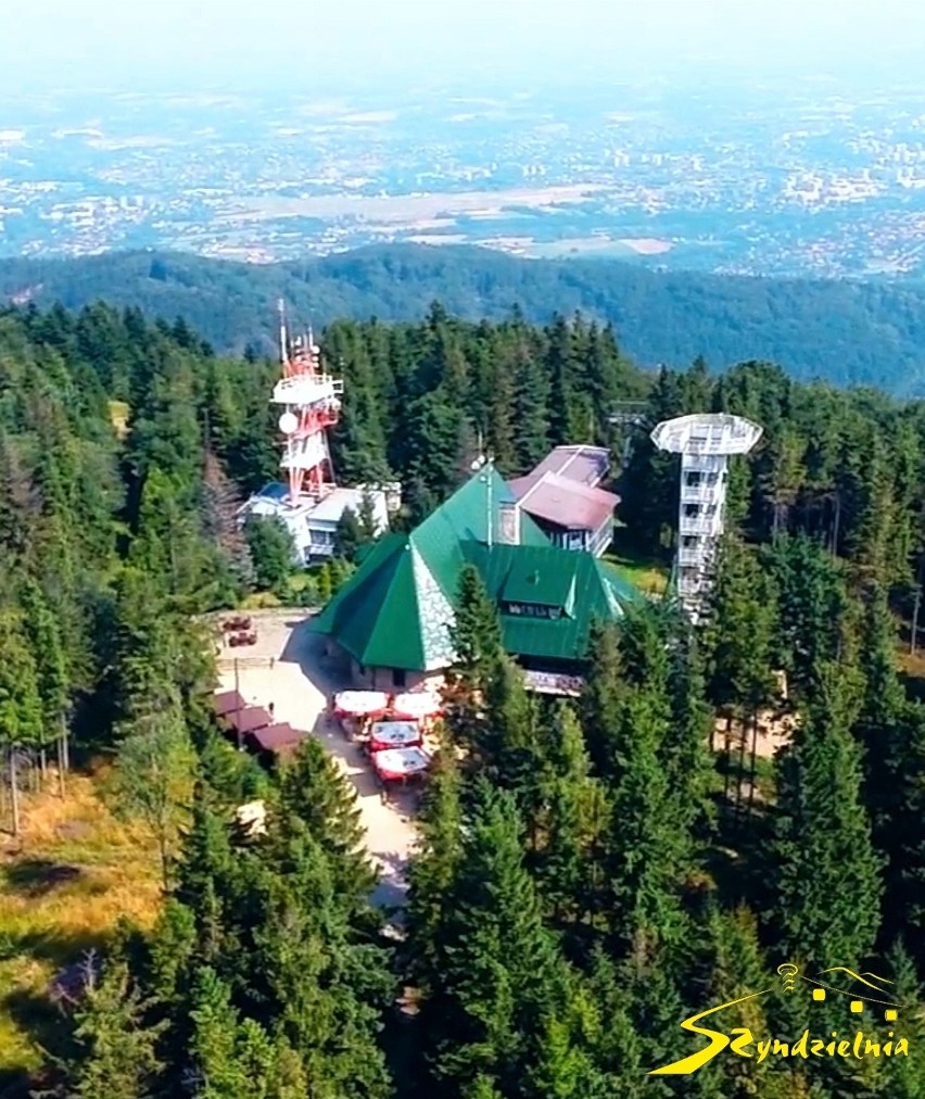 Bielsko-Biała. Wieża widokowa na Szyndzielni za darmo. Wszystko z powodu Światowego Dnia Turystyki